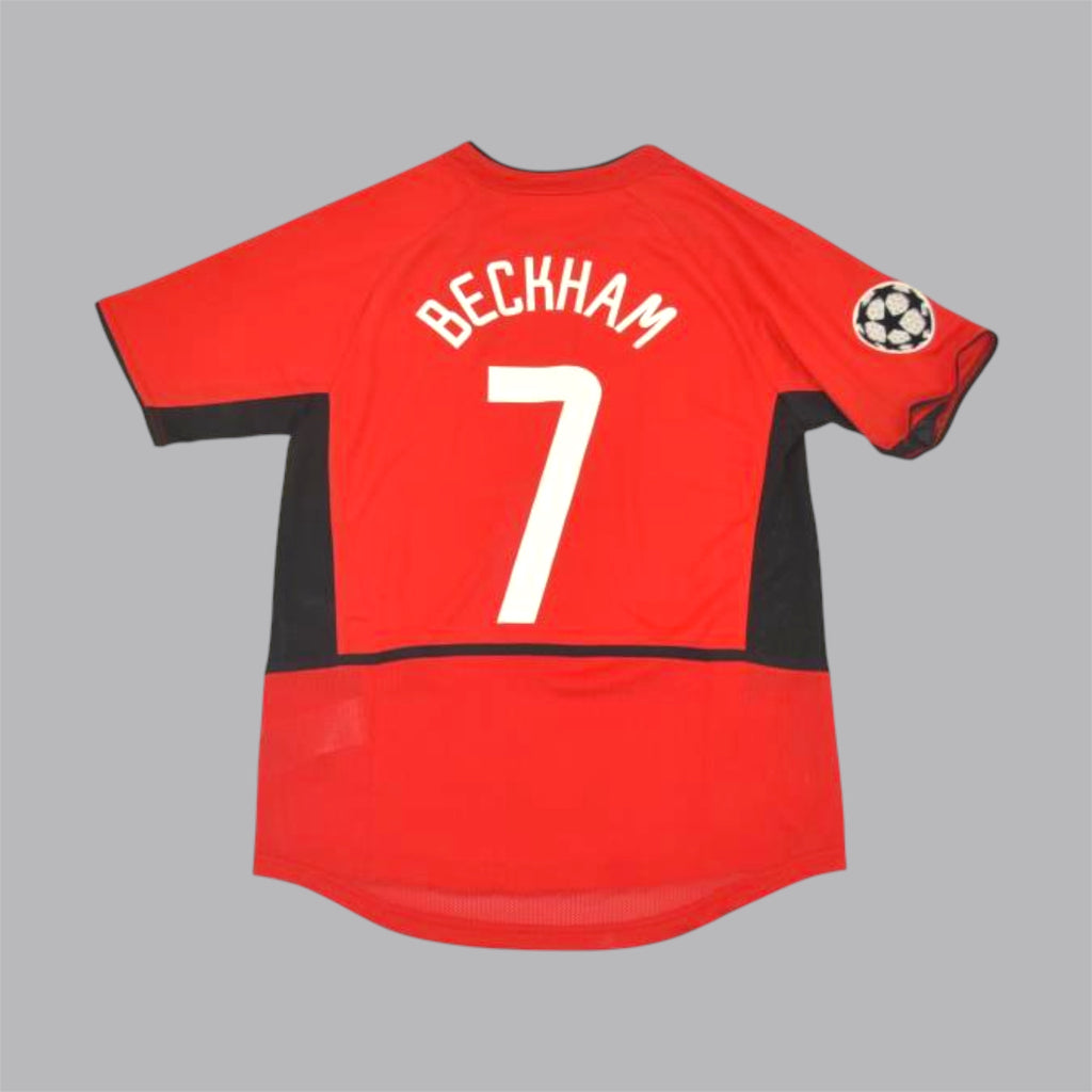 Manchester United 02/03 Home kit