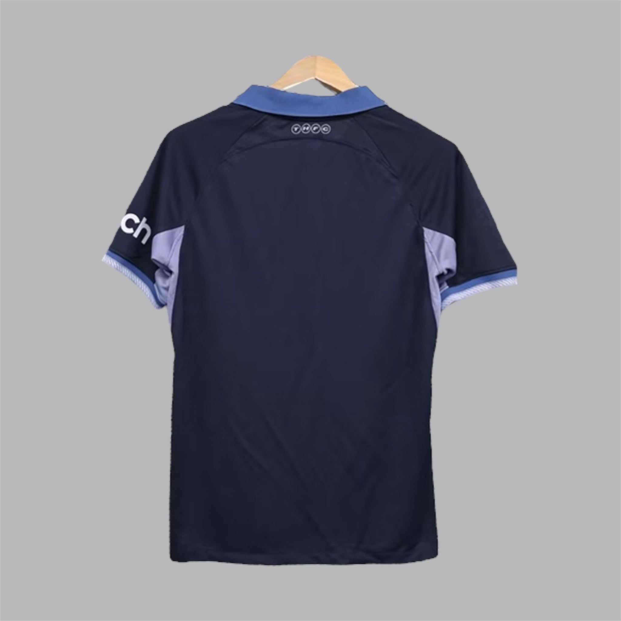 Tottenham 23/24 away kit