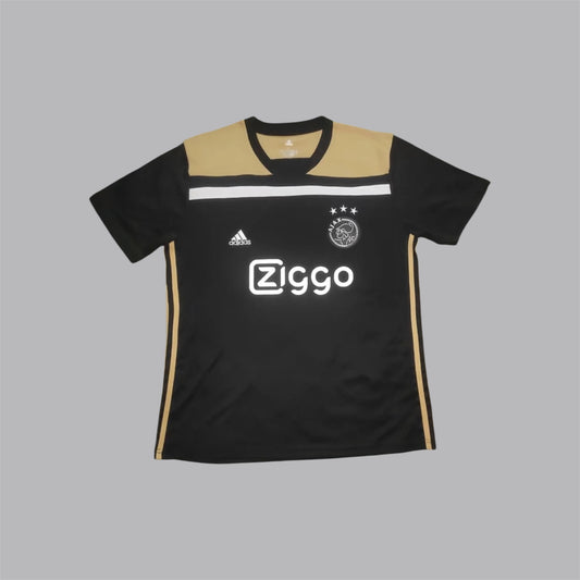 Ajax 18/19 away kit